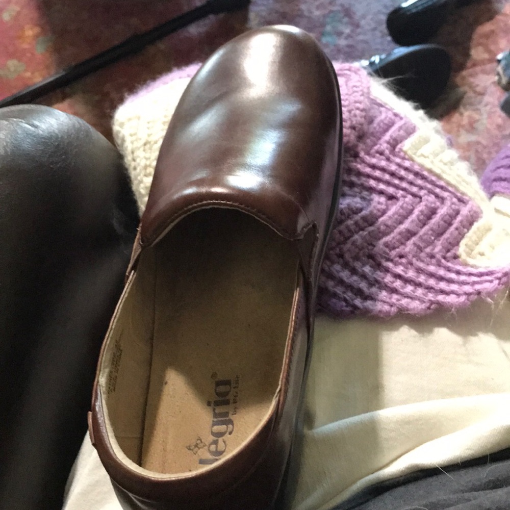 Alegria Leather Women’s Shoes!